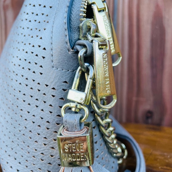 Steve Madden purse silver Gray  perforated leather Women's crossbody Bag - Picture 3 of 15